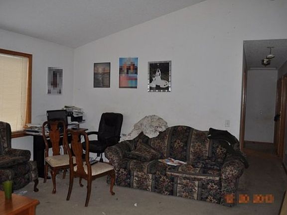 5th image of 2210 Jean Way