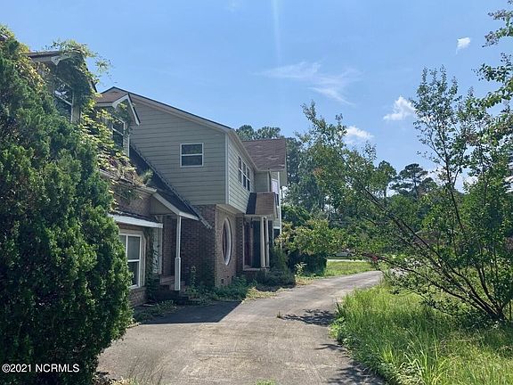 2nd image of 9296 National Ave NE