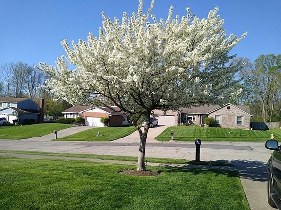3rd image of 1750 Aspenhill Dr