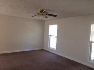 115 Blackbird Ln, Aberdeen, NC 28315