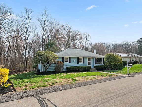 4th image of 5 Louis Ballard Ln