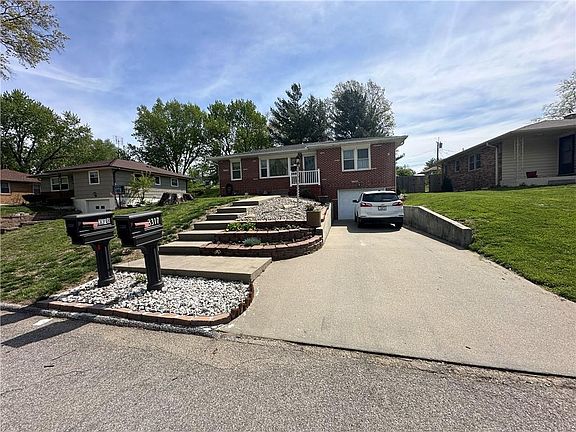 2nd image of 3317 Chatham Ave