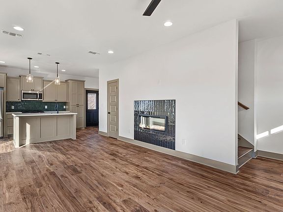 3rd image of 3104 Bethany Ln