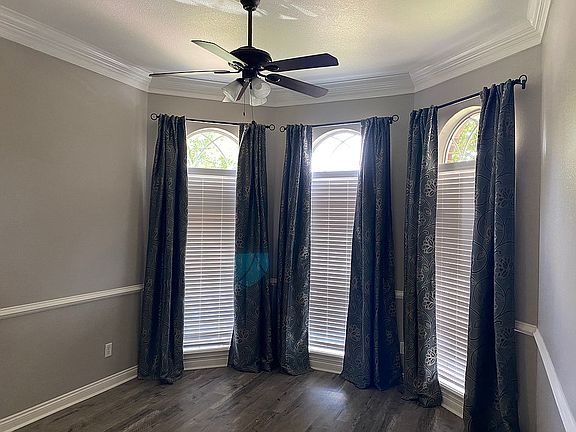 2nd image of 6601 Palisades Dr