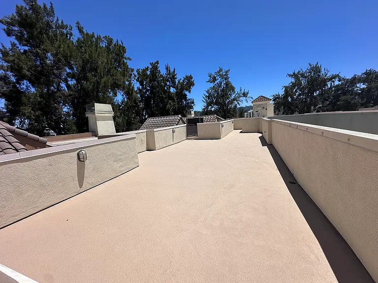 Common rooftop patio.
