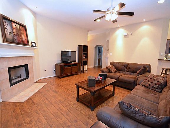 5th image of 32010 Decker Oaks Dr