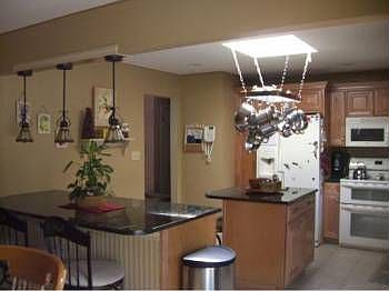 2nd image of 24 Hilo Dr