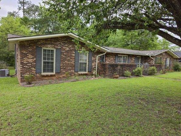 1505 Springhill Ter