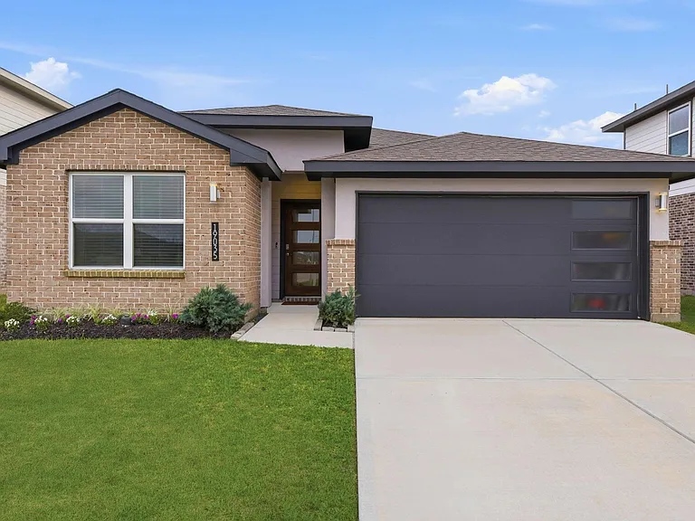 19035 Denstone Cliff Way — Photo 1