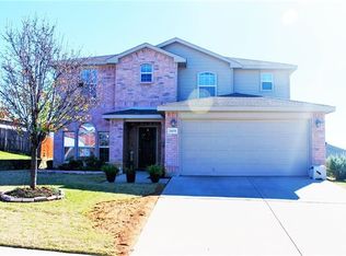 2431 Castle Pines Dr, Burleson, TX 76028