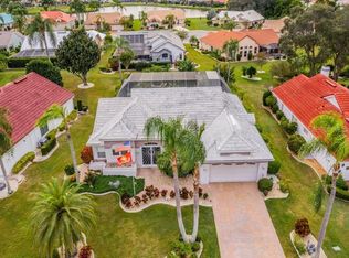 2131 New Bedford Dr, Sun City Center, FL 33573