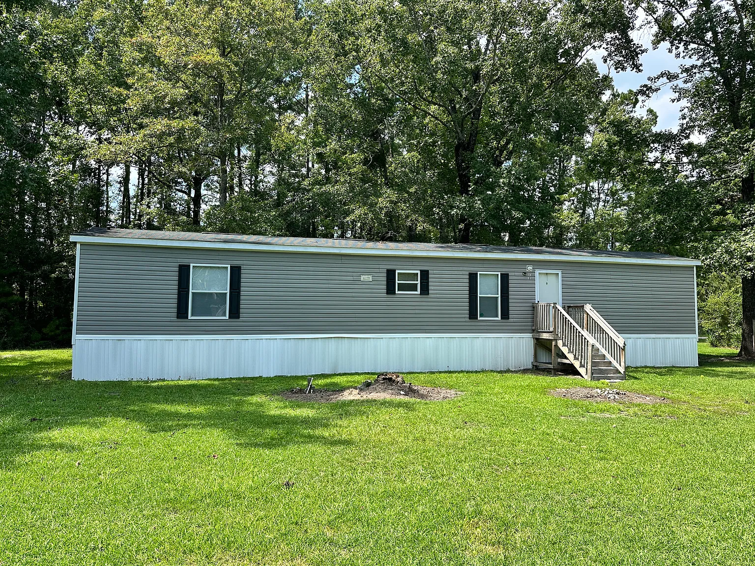 2 bed, 1056 sqft, $1,600 — Photo 1