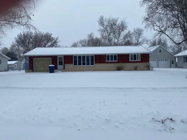 205 Sanford Rd, Benson, MN 56215