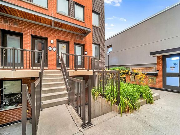 5th image of 869 Wilson Ave #29