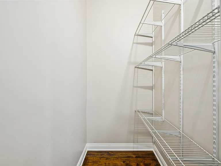 4237 W School St #1 — Photo 5