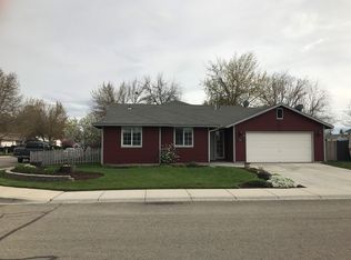 1061 W Newport St, Meridian, ID 83646
