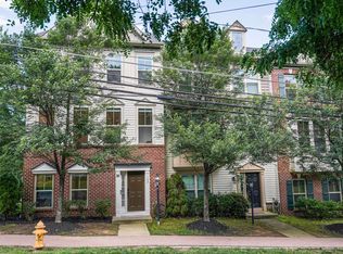 102 Vista Knoll Dr, Occoquan, VA 22125