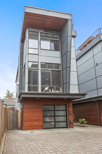 2050 NW 64th St, Seattle, WA, 98107