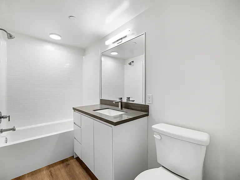 6363 Tyrone Ave #208 — Photo 5