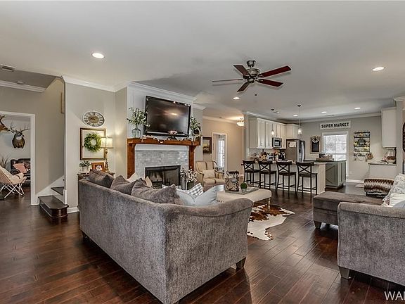 5th image of 10616 Hidden Woods Ln