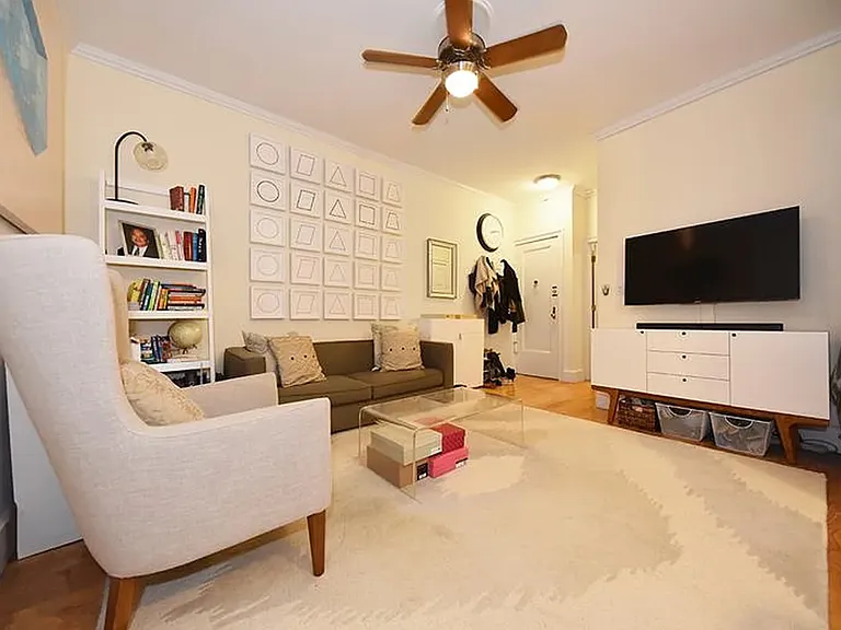 149 W 12th St #31 — Photo 1