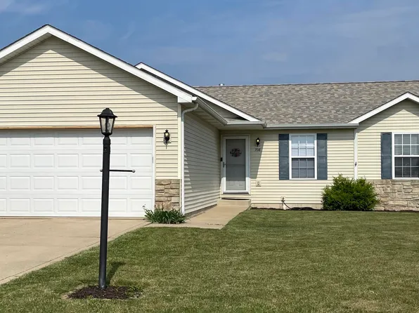 708 Mary Dr, Westville, IN 46391