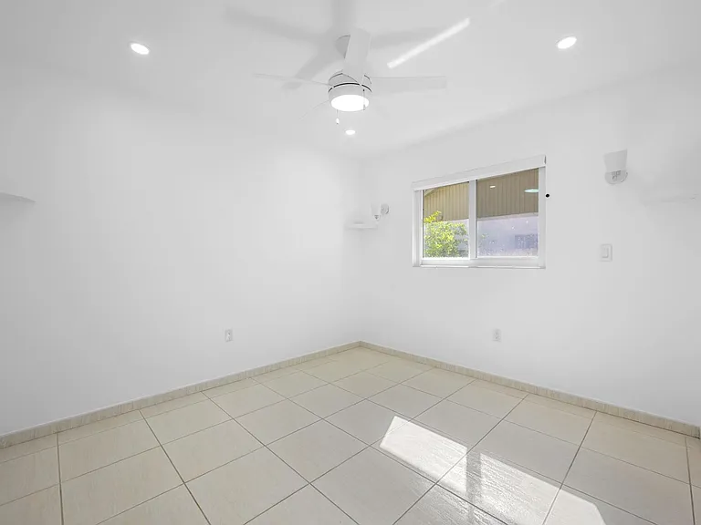9515 SW 118th Ct — Photo 18