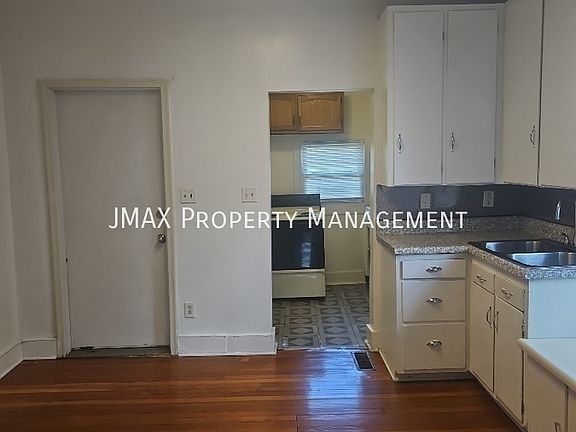 4th image of 1142 Murray Ave SE