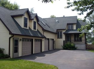 N9163 Otter Ln, Neshkoro, WI 54960