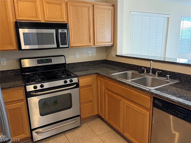 5079 Penryn Ct — Photo 5