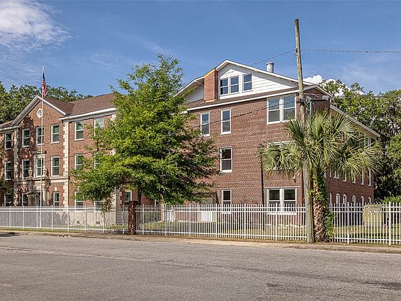 4th image of 519 Norwich St #302