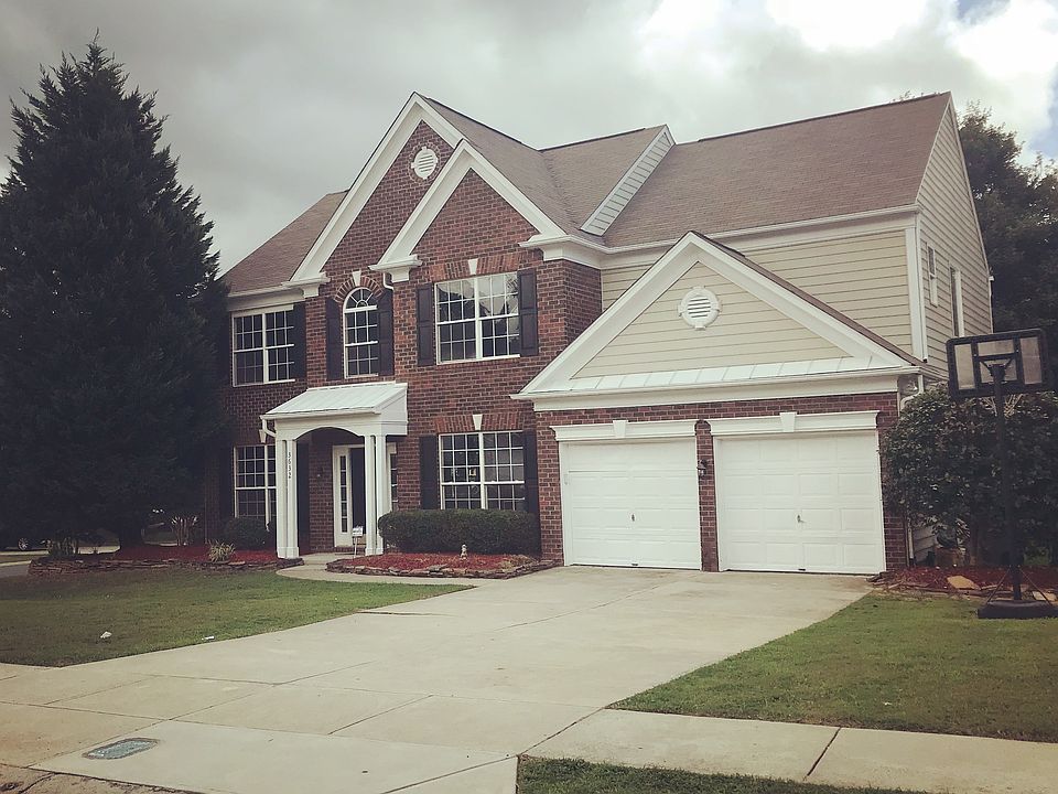 1st image of 3632 Manor House Dr