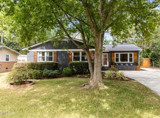 2925 Gladstone Dr, Raleigh, NC 27610