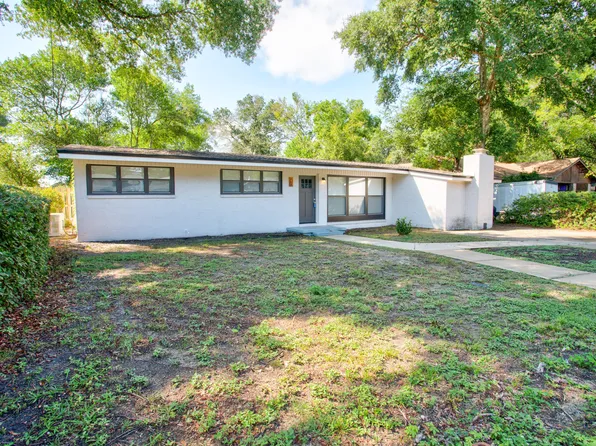 345 Chicago Ave, Valparaiso, FL 32580