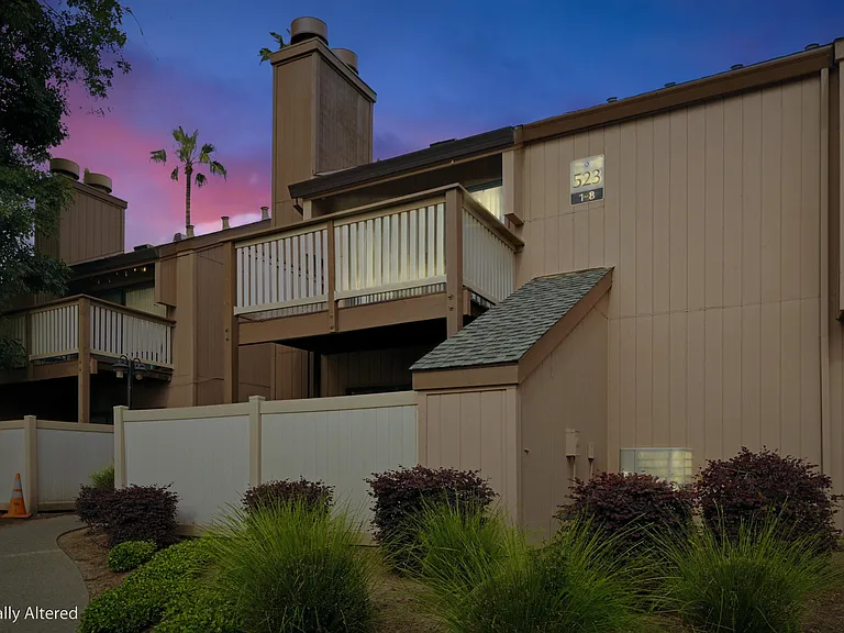523 Woodside Oaks #2 — Photo 36