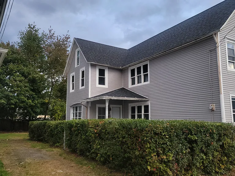 43 Wyoming St — Photo 2