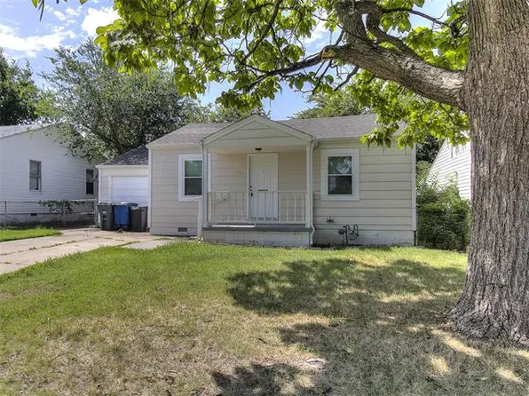 7216 E 4th Pl, Tulsa, OK 74112