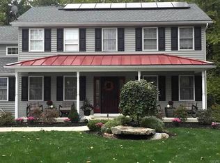 1131 Municipal Rd, Walnutport, PA 18088