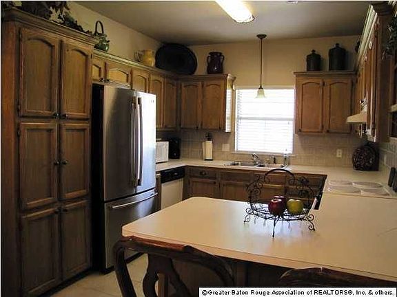 5th image of 9162 Mason Dr