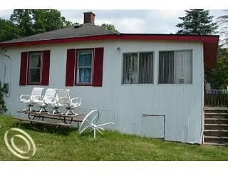 3672 Main Dr photo 1