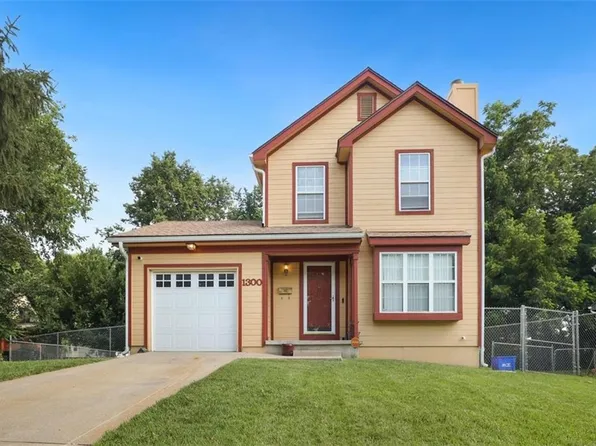 1300 E 41st St, Kansas City, MO 64110