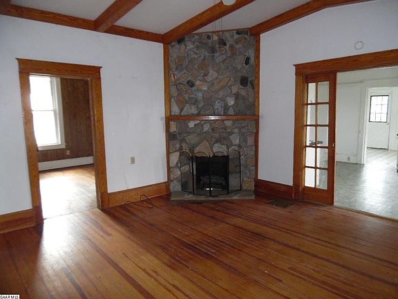 4th image of 117 Wayside Dr