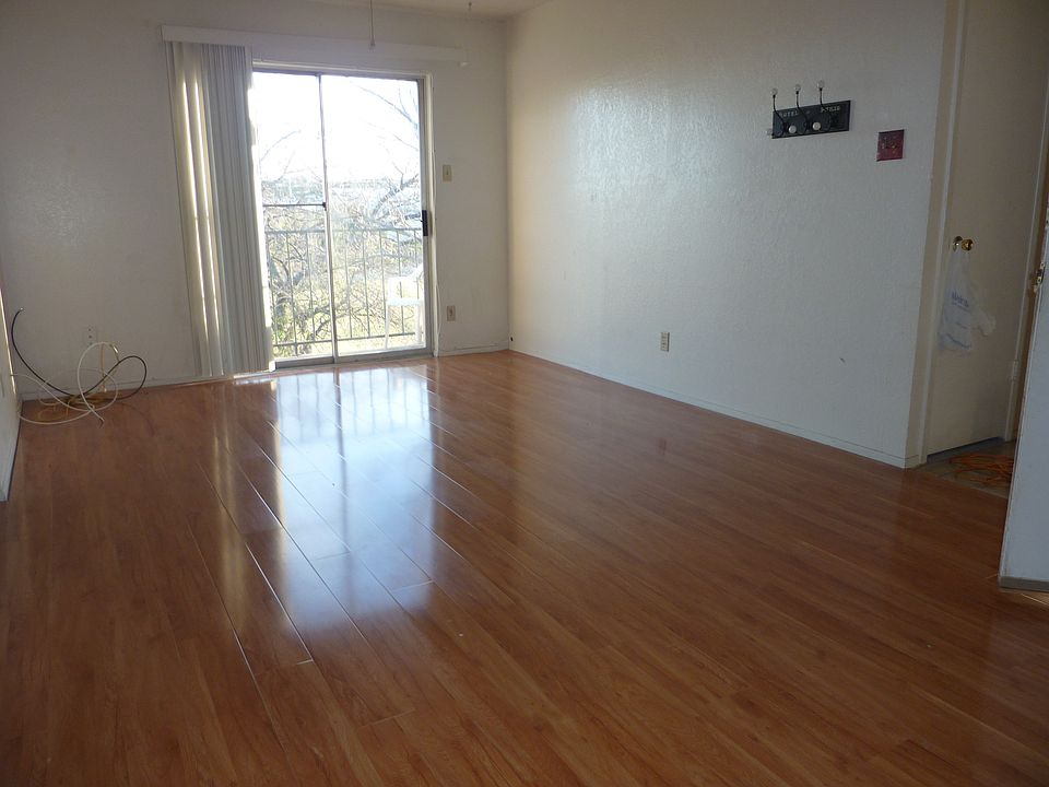 1st image of 1701 Mary K Ln