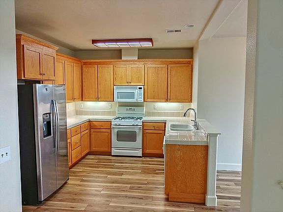 5th image of 17805 McLaughlin Ct