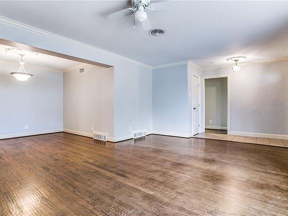 5th image of 1455 Cove Dr