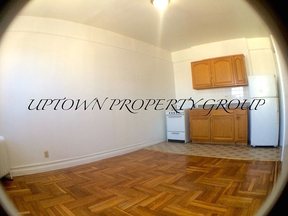 2nd image of 220 E 204th St APT 6C