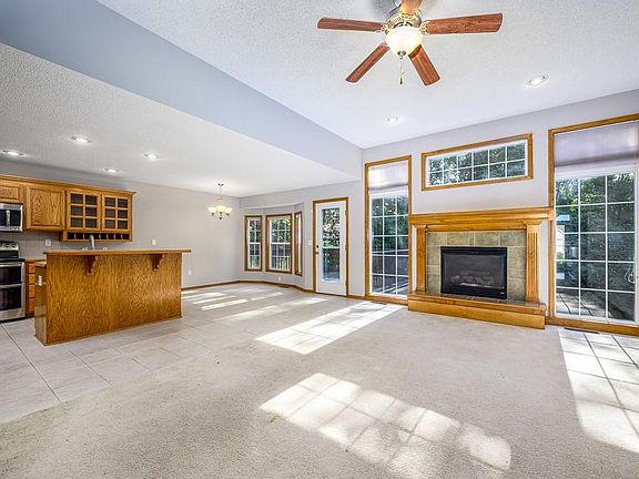 3rd image of 3941 N 108th Ct