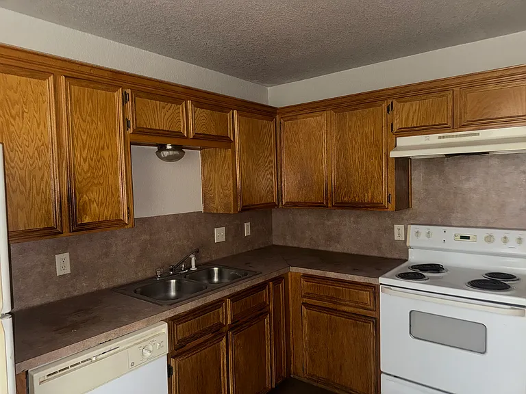 4903 John David Dr #A — Photo 9
