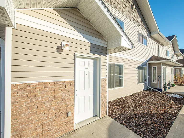 100 Jordan Pkwy — Photo 39