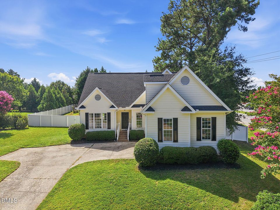 1st image of 101 Somerset Farm Dr